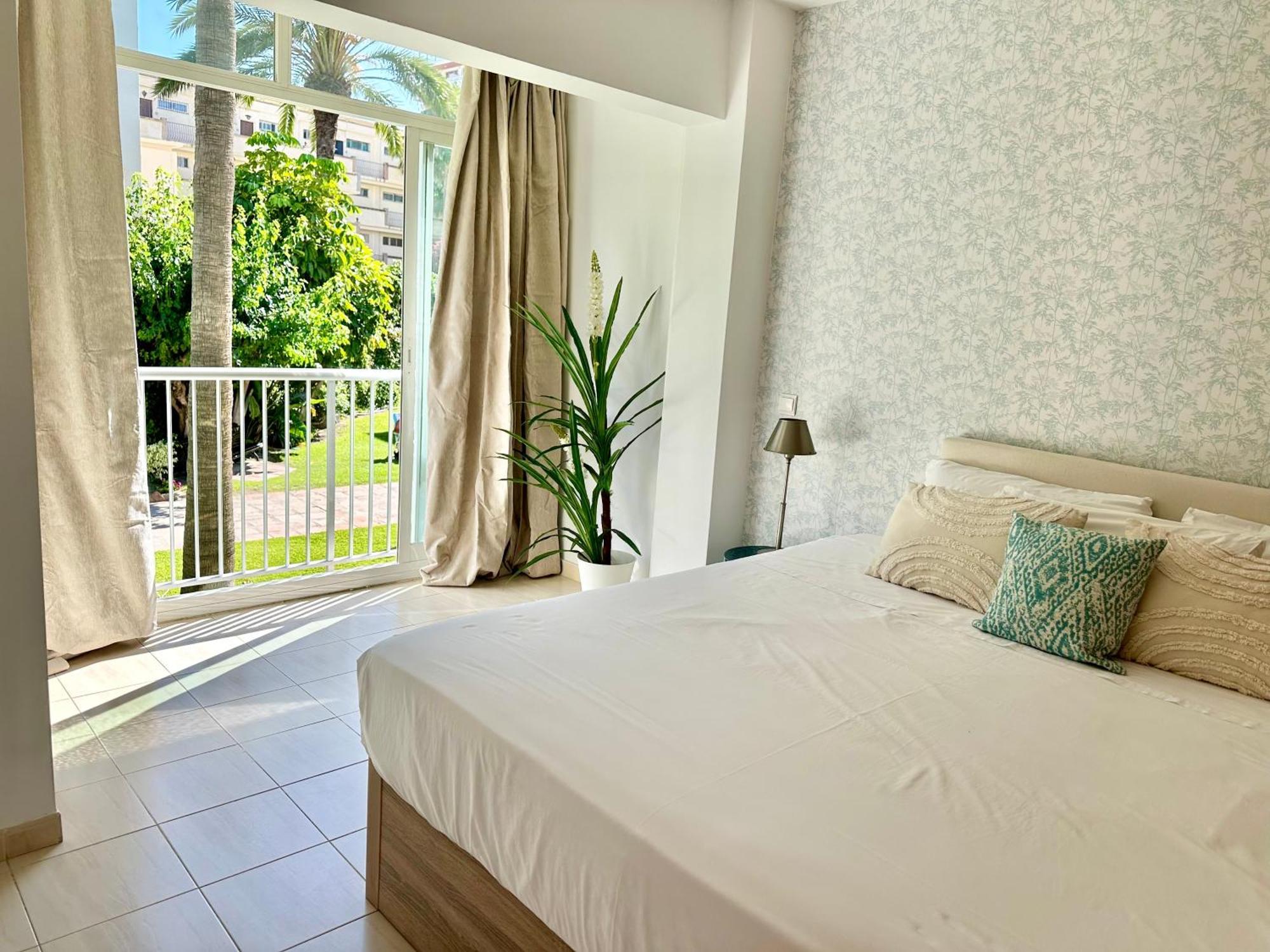 Bakari Koko Apartment Torremolinos Ngoại thất bức ảnh